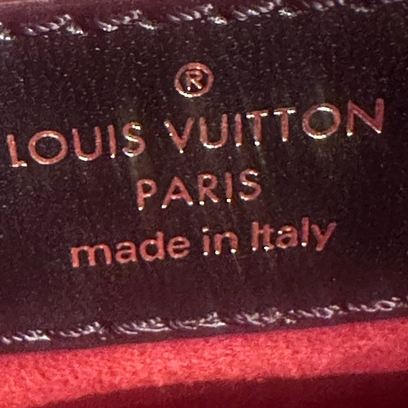 Louis Vuitton Coussin BB Embossed Shoulder Bag - Picture 6 of 6